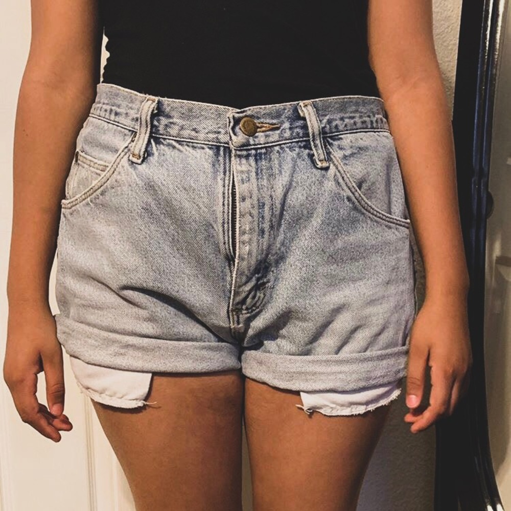 Wrangler light wash shorts